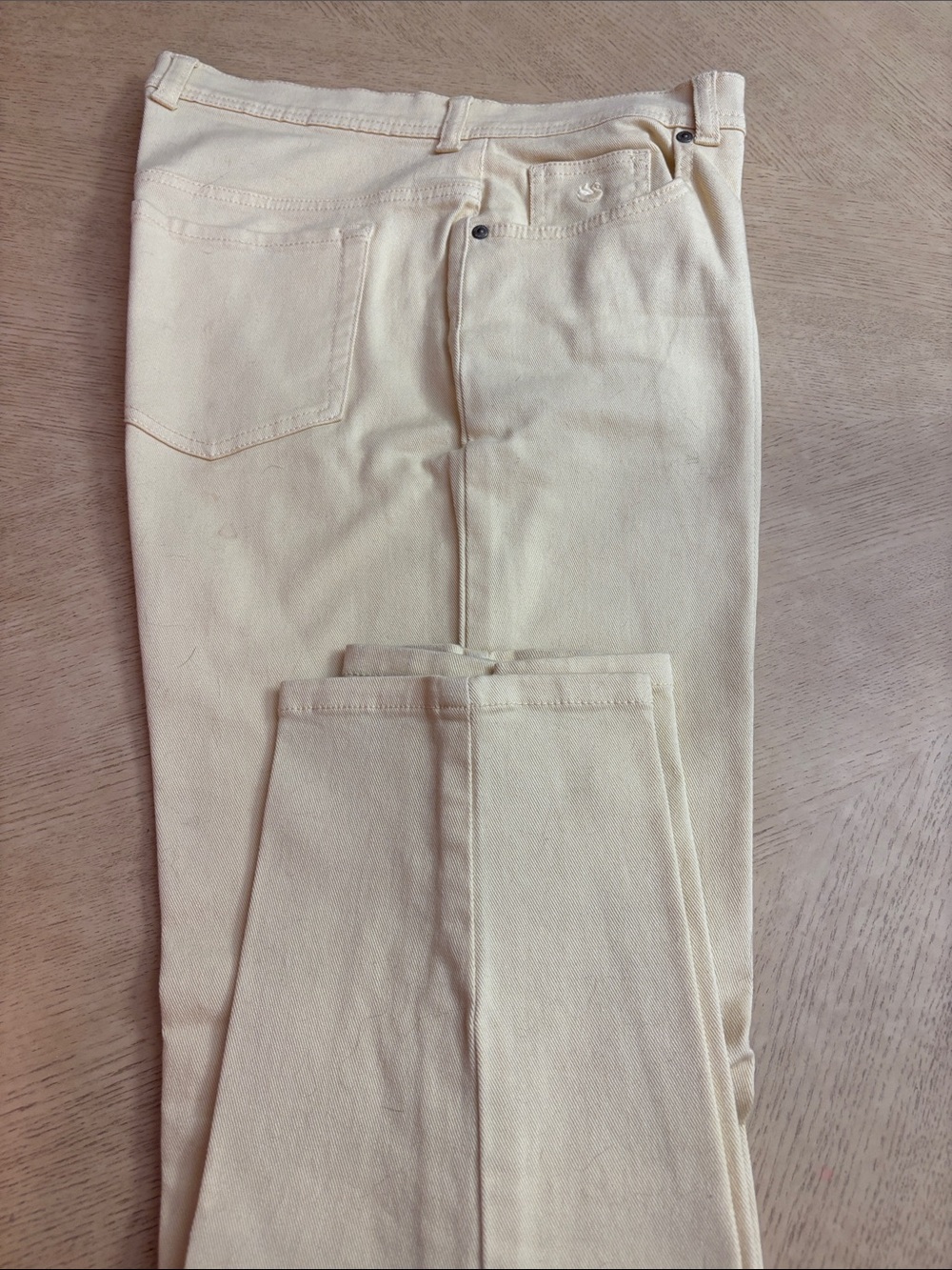 Women’s Pastel Yellow High-Rise Jeans